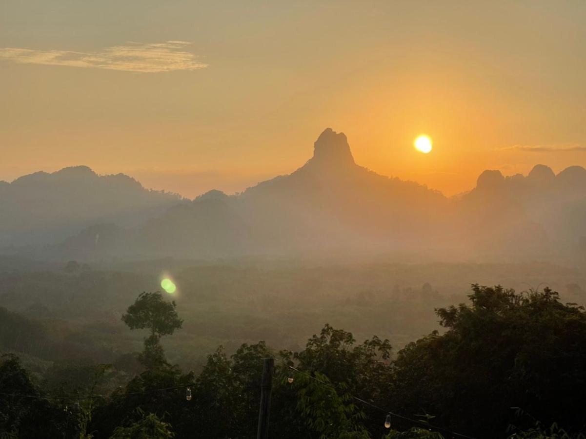 Por Sampao Camp&Resort Ban Pha Saeng Lang Екстер'єр фото