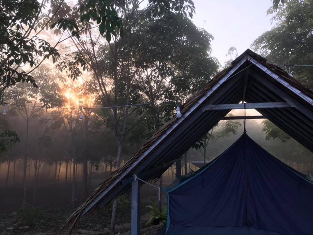 Por Sampao Camp&Resort Ban Pha Saeng Lang Екстер'єр фото